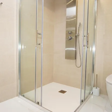Apartment Ref 11079 Blue Ocean